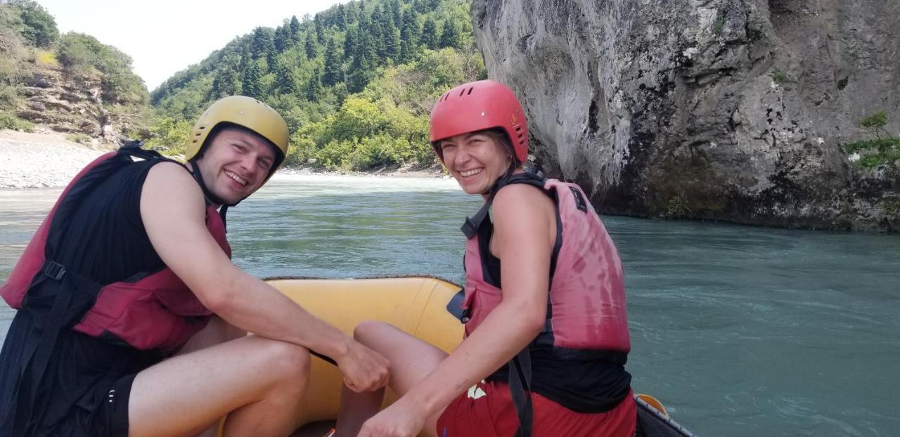 Keli Guest House& Rafting Adventures Përmet Exterior foto