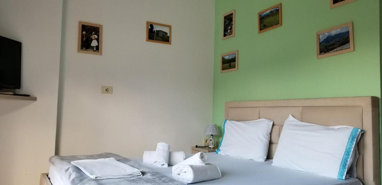 Keli Guest House& Rafting Adventures Përmet Exterior foto